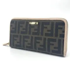 美品✨FENDI 長財布 FFロゴ ズッカ柄 レザー 8カード ゴールドプレート