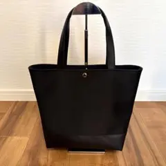 ハンドメイド　シンプルトートバッグ　デザインフェイクレザー　黒