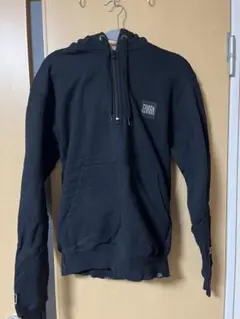 Champion 黒 フード付きパーカー