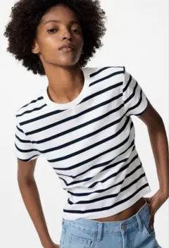 ❤️24時間以内配送❤️UNIQLO ボーダー ミニTシャツ Mサイズのサムネイル