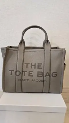【新品】MARC JACOBS レザー THE TOTE BAGのサムネイル