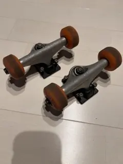 Item thumbnail for item d0a90cc6-2ded-4bd2-8335-f65b25b5e3c6