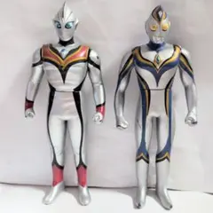 ウルトラヒーローシリーズ　イーヴィルティガ＆ニセウルトラマンダイナ　ソフビ