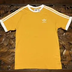 アディダス　イエロー　濃黄色　半袖　ラグラン　リンガー　スリーストライプ