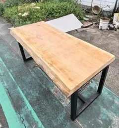 長期保管品の為、超お買い得品❣️無垢材(鹿児島県産楠一枚板)テーブル 長期保管品の為、超お買い得品❣️無垢材(鹿児島県産楠一枚板