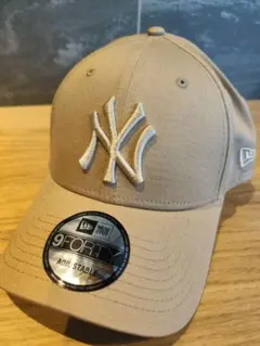 ニューエラ キャップ 帽子 9FORTY　ベージュ×ゴールド