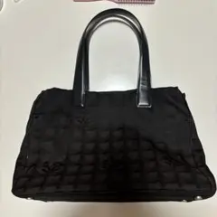 CHANELニュートラベルトートMMマロンのサムネイル