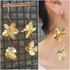 No.43 大人気！艶ゴールド ゆらゆらお花舞うピアス イヤリング