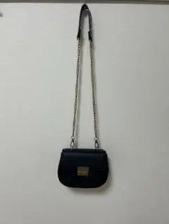 ROBINMAY チェーンショルダーバッグ ブラック ミニバッグ 即購入⭕️のサムネイル