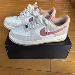 NIKE Air Force 1 ‘07 LV8