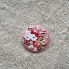ハローキティ 刺繍缶バッチ