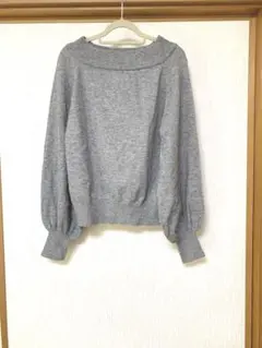 【ロペピクニック 】きれいめ袖口パフスリーブフェミニン長袖ニット