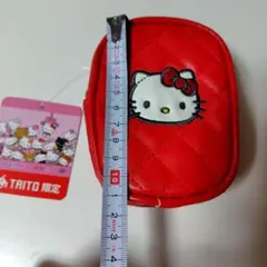 ハローキティ キルト刺繍ポーチ タイトー限定 赤 レッド