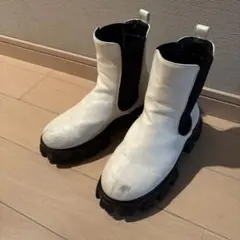 ラブトキシックＳ　ホワイトブーツのサムネイル