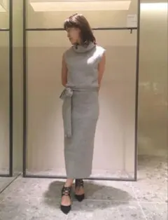 フレイアイディー　タートルネック　ニットワンピース　ノースリーブ