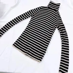 【UNIQLO】ユニクロ ストライプ タートルネック ニット 長袖 薄手