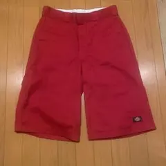 Dickies ルーズフィット ショートパンツ レッドのサムネイル