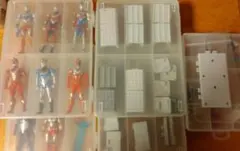 超動αウルトラマン11体 ＆ 建物 スタンドセット