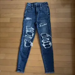 American Eagle スキニーデニム ダメージ加工のサムネイル