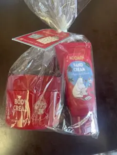 ハウスオブローゼ ムーミン ボディクリーム ハンドクリーム ギフトのサムネイル