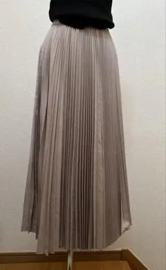 【未使用品】桜色のプリーツスカート