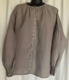 サマンサモスモス35th リネン刺繍ブラウス　グレー