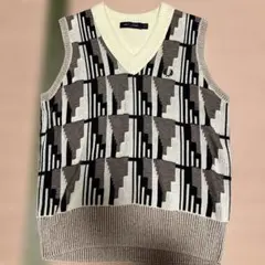 FRED PERRY 幾何学模様 ニットベスト