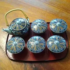 昭和レトロ　有田焼　仁祥窯の急須と蓋付き茶飲み5客