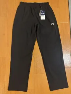 ウォームアップパンツ　定価8,800円