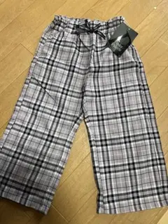 チェック柄ワイドパンツ　新品110cm