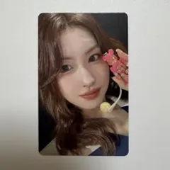 TWICE トレカ モモ BE@RBRICK 10VE UNIVERSE