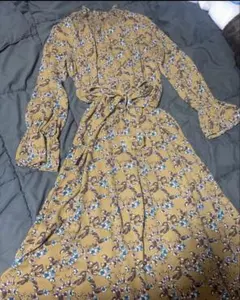 gu フラワープリントミディワンピース 花柄ロングワンピース 茶色 マスタード色