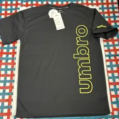 umbro 黒　メッシュ半袖Tシャツ ロゴ入り　170㎝