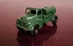 レズニーウォータートラック