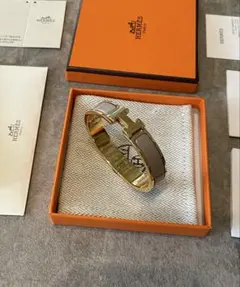 ⭐HERMES⭐ 美品 エルメス コリエドシラン バングル シルバー 保存箱・袋 ⭐HERMES⭐ 美品 エルメス コリエドシラン バングル シルバー 保存箱