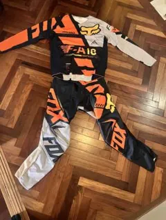 FOX 180 モトクロスウェア 上下セット Lサイズのサムネイル