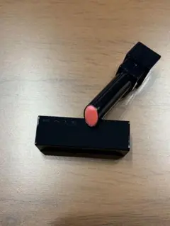 ケイト リップモンスター 18 とろけ落ちる蜜桃