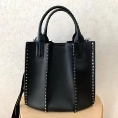 ROSE BUD スタッズ付きブラックショルダーバッグ
