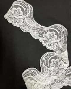 花柄　レース　ホワイト　手芸材料