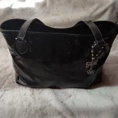 CLATHAS 黒 エナメルハンドバック