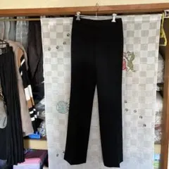 ブラック スラックス