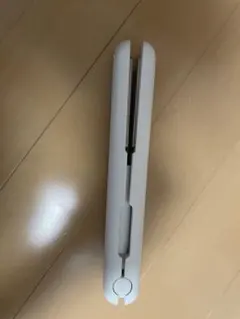 ホワイト ストレートヘアアイロン 小型