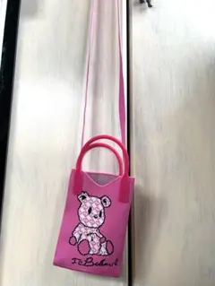 クマ刺繍　ショルダーバッグ
