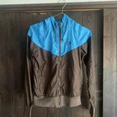1.Nike ウィンドブレーカー 2.リーボック トレーニングパンツ