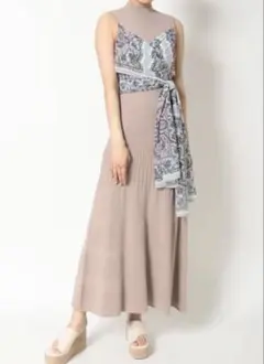 【MERCURYDUO】　スカーフビスチェ付ニットロングワンピース ベージュ