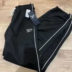 新品　Reebok ジャージ　パンツ