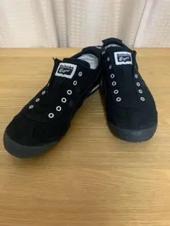 美品 Onitsuka Tiger MEXICO 66 スリッポン 黒 25㎝