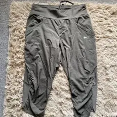 Nike DRI-FIT レディースボトムス Mサイズ オリーブグリーン