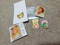 twice ピンバッジ　ジョンヨン　サナ　ミナ