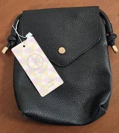 【新品未使用】D.KELLY　ディーケリー　ショルダーバック 　スマホショルダー